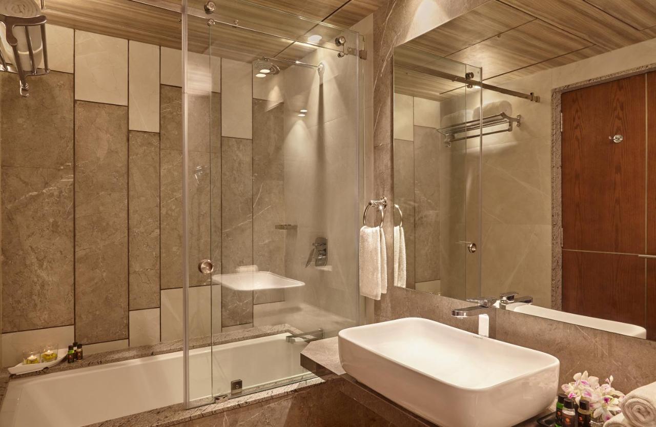 Click Hotel Aurangabad Екстериор снимка